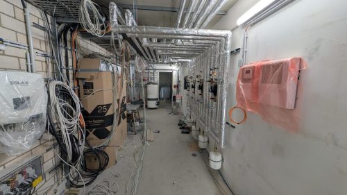 PXL 20251111 144813821.MP 